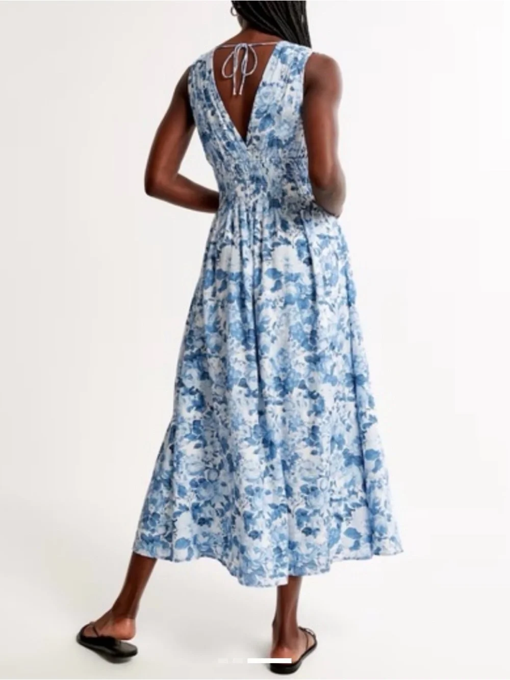 Abercrombie & Fitch Blue Floral V-Neck Maxi Dress